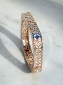 Milo's Bracelet, Rose